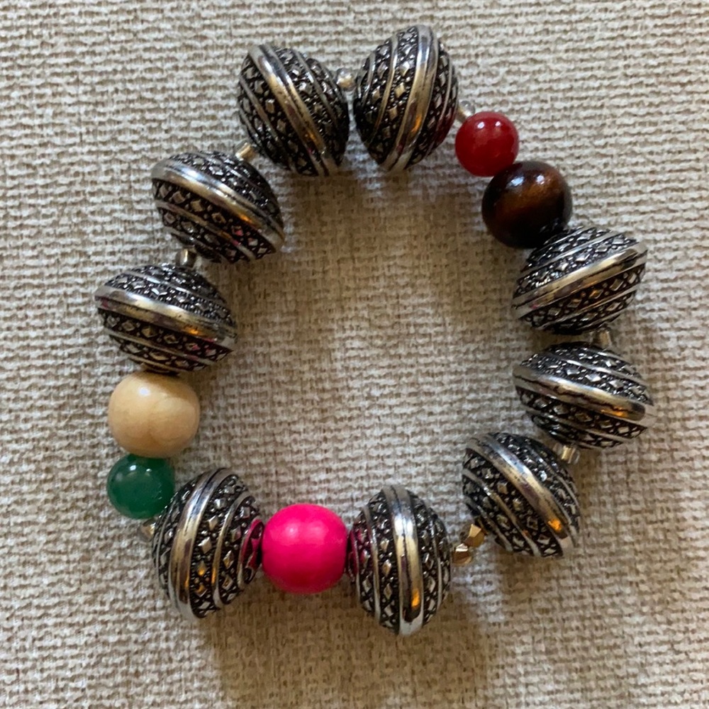 Mixed colored beads!